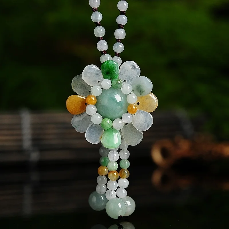 Necklace Pendant - Sertifikalı burma yeşim ayçiçeği kolye jadeit
