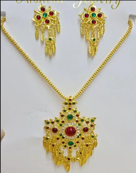 Pacific Jewelry & Watches Los Angeles - Tayland Aksesuarları Küpeler Kolyeler Etnik Tarz